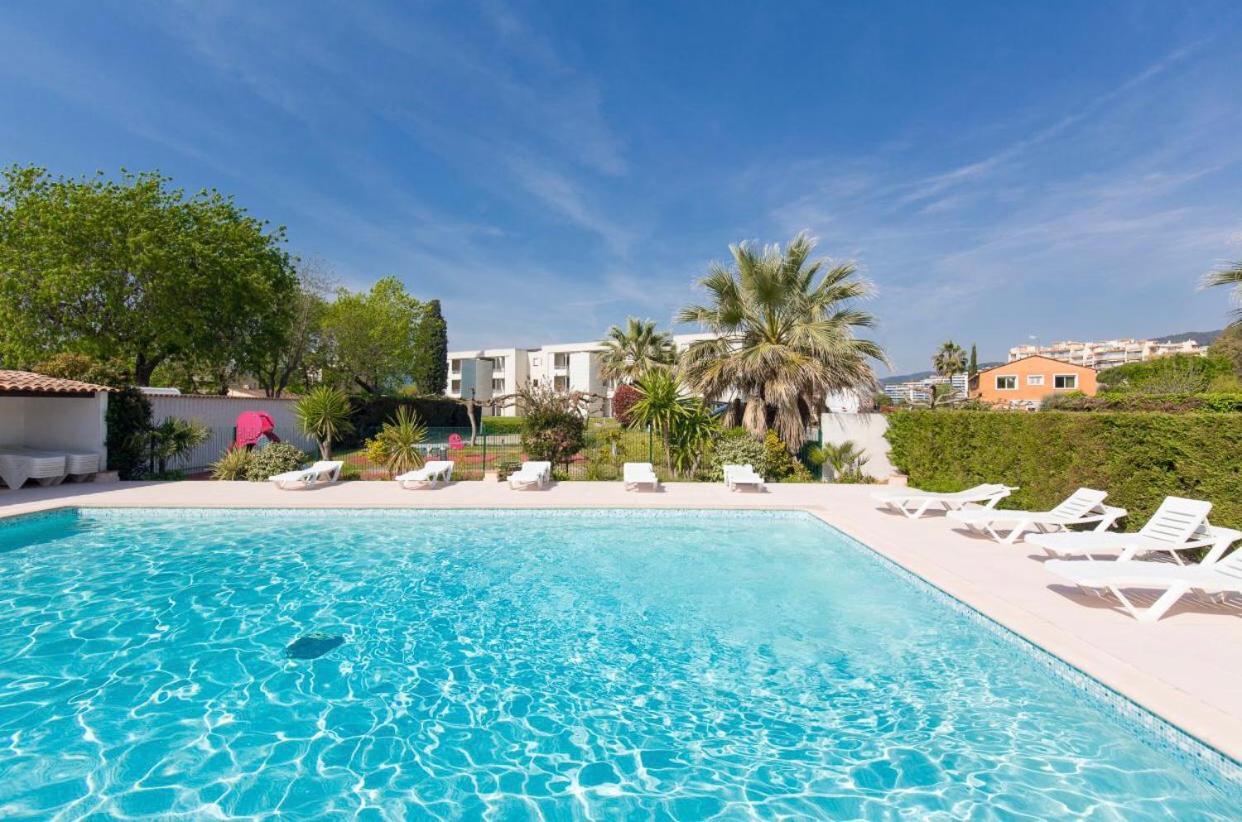 Luxury 3 Piece Garden Apartment In Cannes Marina Mandelieu La Napoule Bagian luar foto