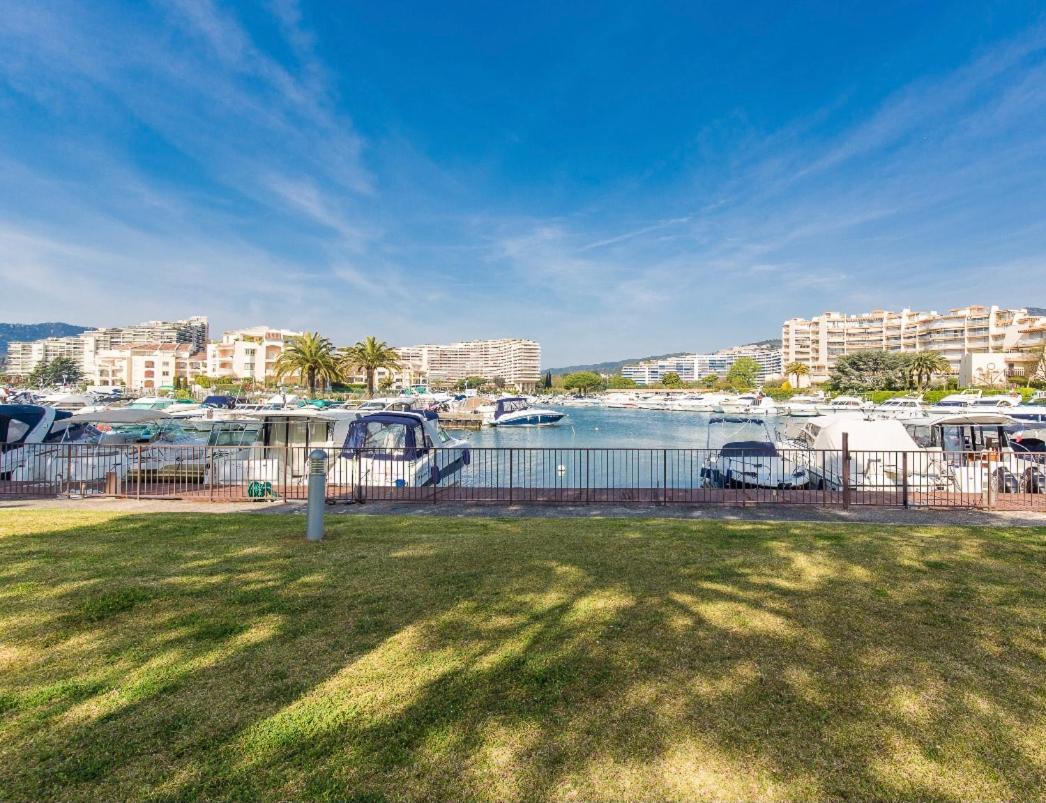 Luxury 3 Piece Garden Apartment In Cannes Marina Mandelieu La Napoule Bagian luar foto